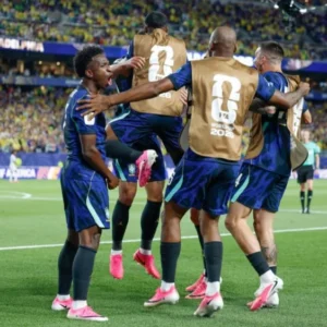 Jogo do Brasil pode alterar rotina de trabalho e criar clima de “feriado” durante a Copa